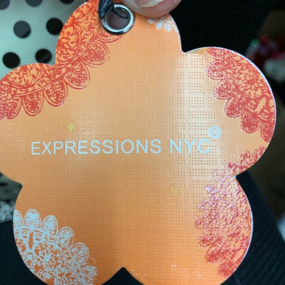 Expression NYC Luxury Vegan Leather Purse - Picture 3 of 3